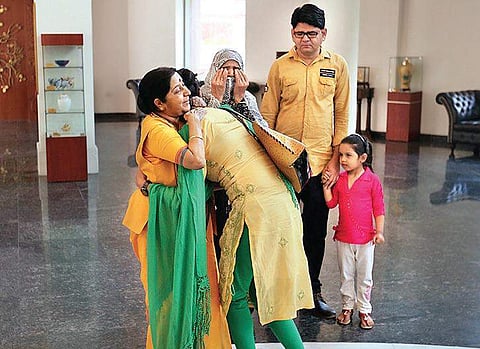 Sushma Swaraj with Uzma Ahmed at the MEA office | EXPRESS FILE