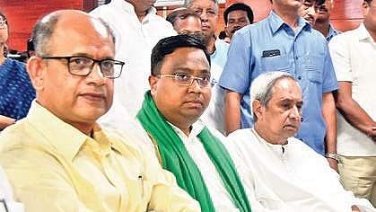 BJP chief Naveen Patnaik with former Rajya Sabha MP Amar Patnaik and Sasmit Patra