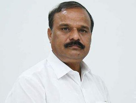 TRS MLC Karne Prabhakar (Photo| Twitter/ Telangana CMO)