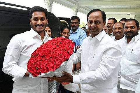 Telangana CM KCR and his Andhra counterpart Jagan Mohan Reddy (Photo | YSRCP)