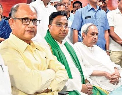 Chief Minister Naveen Patnaik(R) with Rajya Sabha candidates of BJD Amar Patnaik(L) and Sasmit Patra.