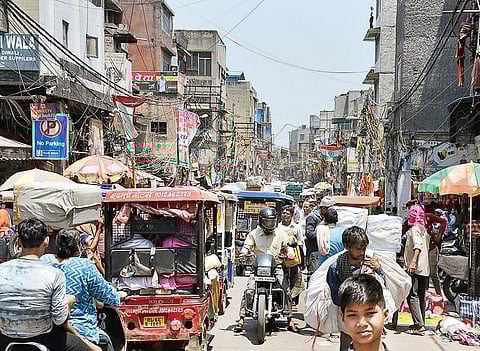 E-rickshaws have made Sadar Bazaar more chaotic, adding to the already teeming road traffic on the narrow lane. Decongestion is the need of the hour | Naveen KUMAR