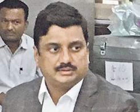 IAS officer moves HC, seeks CBI probe in IMA case