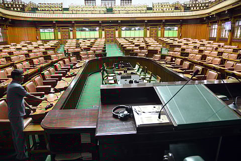 Secretariat staff preparing for the Assembly session at Vidhana Soudha which is expected to start on Friday. | (Nagaraja Gadekal | EPS)