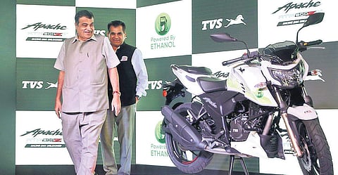 Union transport minister Nitin Gadkari and NITI Aayog CEO Amitabh Kant at the launch of TVS Apache RTR 200 Fi E100 in New Delhi on Friday | Shekhar Yadav
