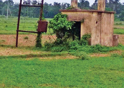 A defunct lift irrigation point in Nuagaon block