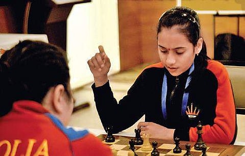 Divya Deshmukh | D SAMPATHKUMAR