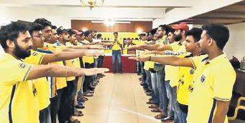 Manjappada Kerala Blasters fan group members taking a pledge against cyber abuse