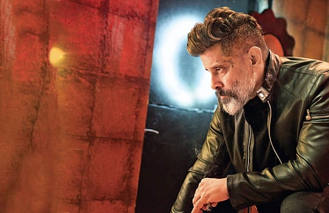 Still from Kadaram Kondan