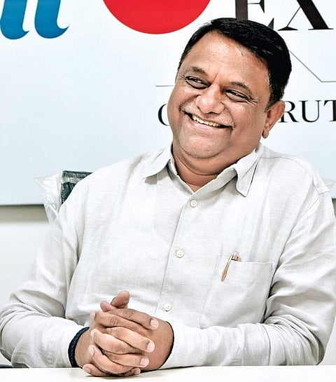 Arvind Kumar, principal secretary of the Municipal Administration and Urban Development department interacts with the editorial team of TNIE in Hyderabad on Tuesday | Vinay Madapu