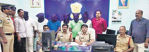 Vakadu circle police with the accused