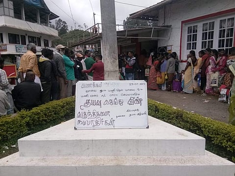The big rush of people at the Munnar post office in Idukki. (Photo | EPS)