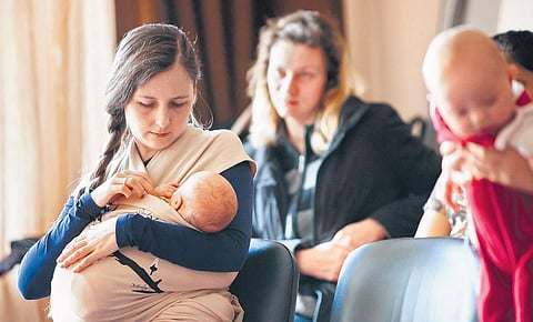 How to breastfeed your baby with ease at work