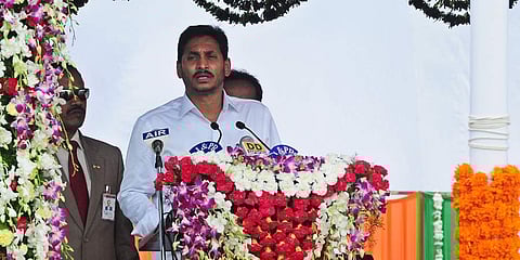 CM Jagan Mohan Reddy addressing during the Independence Day celebrations in Vijayawada on Thursday. (Photo | Prasant Madugula, EPS)