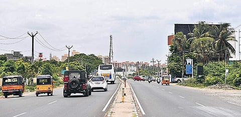 The Kazhipattur and Egatoor junctions are unsafe during the night Debadatta Mallick