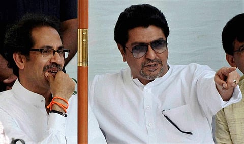 MNS chief Raj Thackeray (L) with Shiv Sena president Uddhav Thackeray (File Photo | PTI)