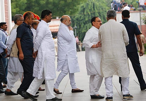 Home Minister Amit Shah and others leader waiting the Mortal remains of Former Finance Minister Arun Jaitley being taken to BJP headquarters in New Delhi on Sunday. | (Arun Kumar | EPS)