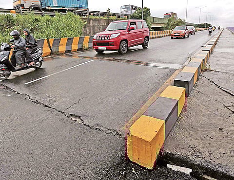 The settlement that was detected on the Goshree bridge which connects the islands to the mainland | EXPRESS