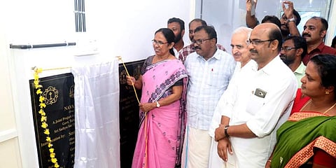 Health Minister K K Shailaja inaugurating the free dialysis centre at Valiyakunnu Taluk Hospital in Thiruvananthapuram. (Photo | Express)