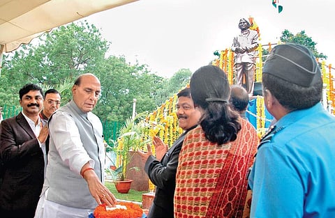 Minister of Defence Rajnath Singh unveils the statue of former President APJ Abdul Kalam in front of the Bharat Dynamics Limited office in Kanchanbagh, during the Golden Jubilee celebrations of the missile manufacturer (Photo| EPS,S Senbagapandiyan)