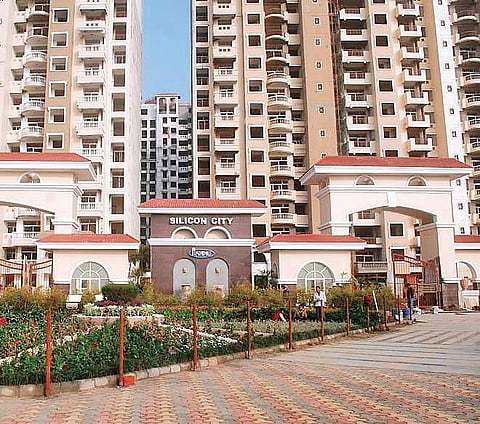 The dues of Noida Authority till April 2019 are Rs 2,191.38 crore and that of Greater Noida Authority Rs 3,234.71 crore as on January 1, 2019.