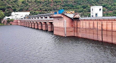 Water level in Srisailam reservoir reached 864 feet as against FRL of 885 feet on Monday due to heavy inflows (File Photo | EPS)