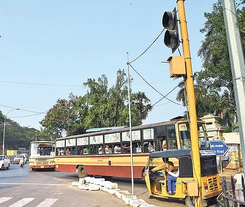 Representative image of traffic signals in Chennai city may become smart to manage traffic flow.