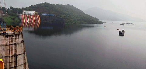 Sardar Sarovar Dam (Photo | PTI)