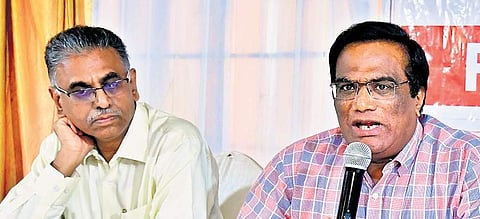 UoH VC Appa Rao, spokesperson Vinod Pavarala address the media in city | Express