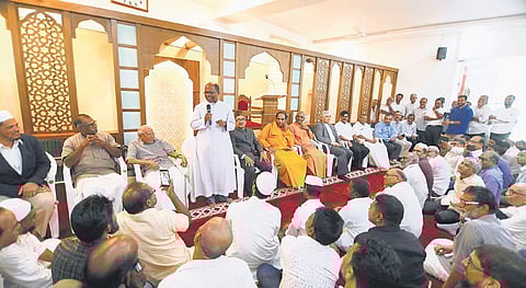 Fr Vincent Kundukulam speaking during the Open Masjid programme at Grand Juma Masjid | ARUN ANGELA
