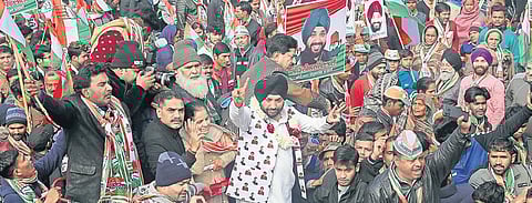 Congress leader Arvinder Singh Lovely during a road show in East Delhi. (Photo | Shekhar Yadav, EPS)