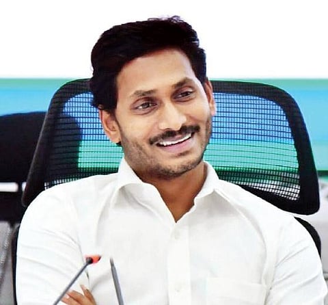 Andhra CM finds fault with Council for bid to obstruct English medium introduction