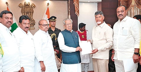TDP national president N Chandrababu Naidu, along with other TDP leaders, meet Governor Biswabhusan Harichandan at Raj Bhavan in Vijayawada on Friday. (Photo| EPS)