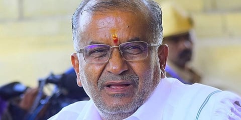 GT Devegowda at the Vidhan soudha in Bengaluru. (Photo | Pandarinath B, EPS)