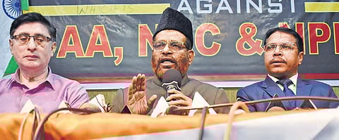 Mohammed Mustaq Mallik, convenor of AP and Telangana Joint Action Committee (JAC) against CAA, addresses the gathering at a meet organised by Telangana Private Schools JAC at Media Plus in Hyderabad on Friday. (Photo | S Senbagapandiyan, EPS)