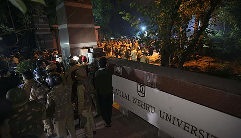 Violence broke out on Sunday evening at Jawaharlal Nehru University where goons wearing masks were seen vandalizing the hostel premises, and attacking students and teachers. (Photo | Shekhar Yadav, EPS)