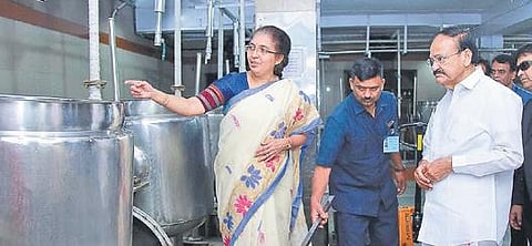 Vice President Venkaiah Naidu, visited Adamya Chetana’s zero garbage kitchen, along with Managing Trustee of the Foundation Tejaswini Ananth Kumar, on Tuesday | express