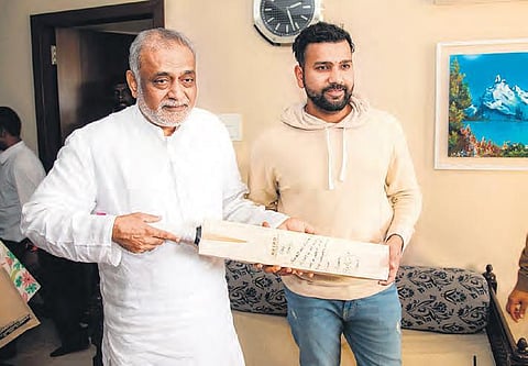 The cricketer met spiritual guru Kamlesh Patel (also known as Daaji). The stadium will be 138 meters in diameters.