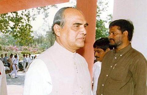 Former Speaker of Odisha Sarat Kar (Photo | EPS)