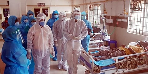 TN health secretary during an inspection at COVID-19 wards of government Rajaji hospital in Madurai. (Photo by special arrangement)