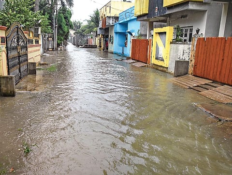 Roads at Anandbagh Colony flooded due to heavy rain on Tuesday. (Photo | EPS/VINAY MADAPU)