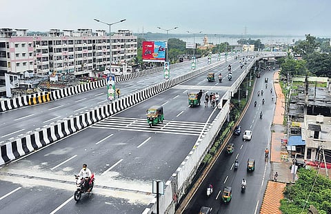 Motorists plying on the newly-inaugurated Kanaka Durga Flyover in Vijayawada on Friday I Prasant Madugula