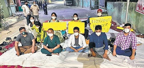 Five doctors are observing the hunger strike in front the hospital. (Photo| EPS)