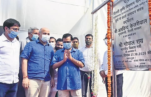 CM Kejriwal along with Dy CM Manish Sisodia inaugurating the facility. (Photo | Express)