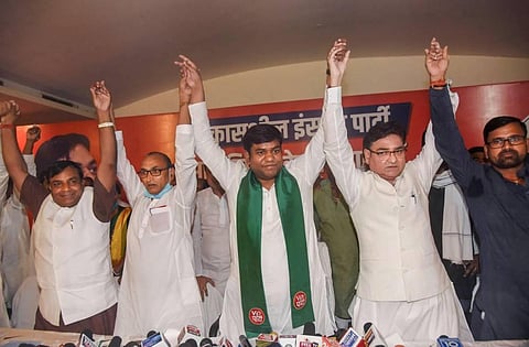 VIP leader Mukesh Sahani with party leaders during a press conference at hotel Maurya ahead of Bihar Assembly elections in Patna Sunday Oct. 4 2020. (Photo | PTI)