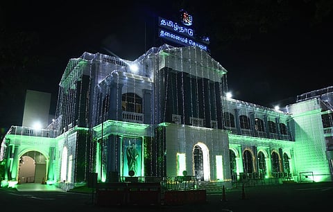 In Commemorating the formation of the Tamilnadu sate, state secretrait St. George fort been lit up with coloured lights in Chennai on Saturday. (Photo | EPS/Ashwin Prasath)