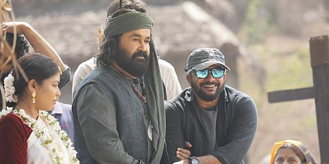 Dance chereographer Prasanna Sujit (R) and Mohanlal (Photo| Cinema Express)