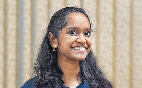 World No 1 Elavenil Valarivan