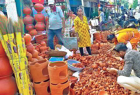 Earthen lamps for sale in Baripada.
