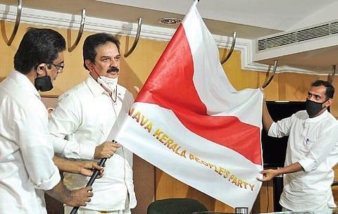 Actor Devan unveiling the flag of his Nava Kerala People’s party at Ernakulam Press Club on Wednesday | A Sanesh